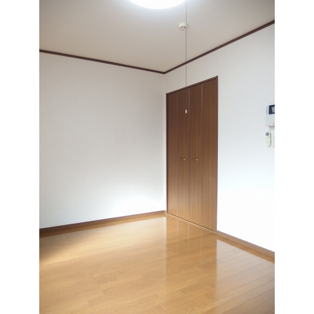 アムール K.S 内観
