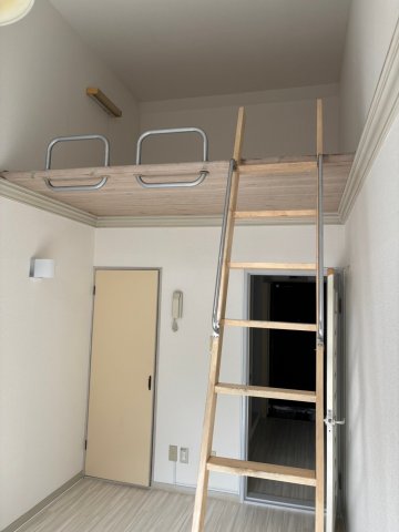206号室