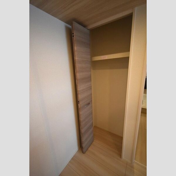 グランディール 物入