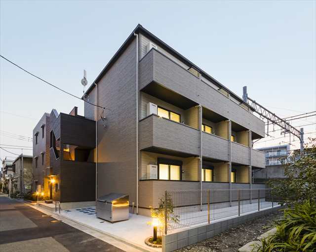 ファミーユの外観画像