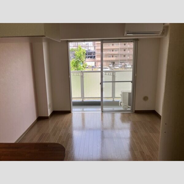 ハイムカメリア205号室 洋室