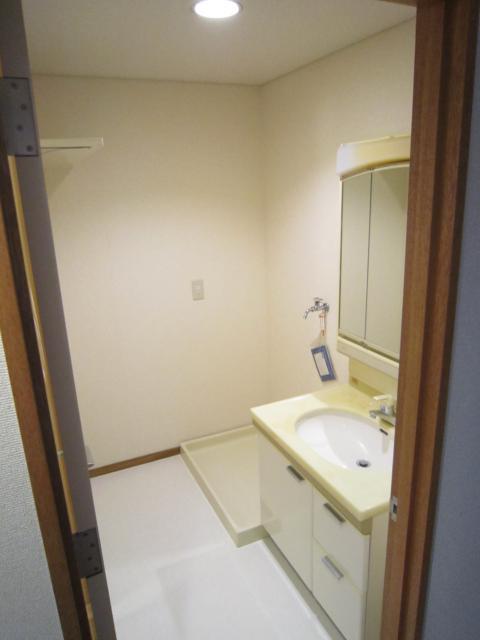 カーサ湘南 洗面脱衣所です。