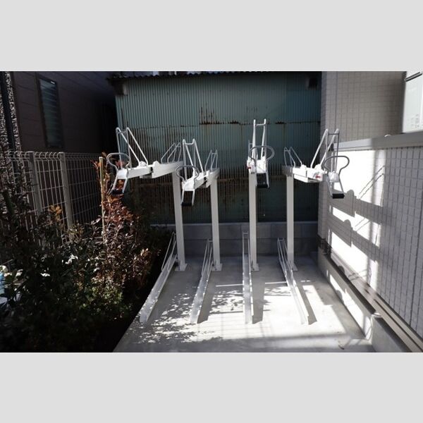 ウィンドテラス瑞江 駐輪場