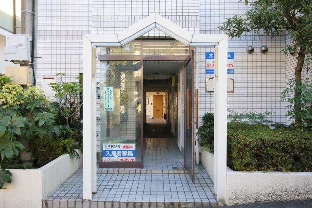 プレール新板橋3階 エントランス
