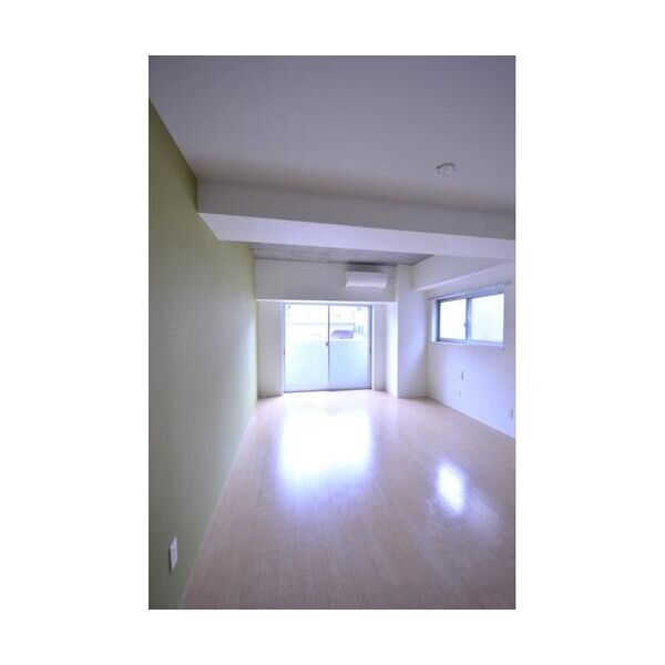 レジス飛鳥山公園 リビング