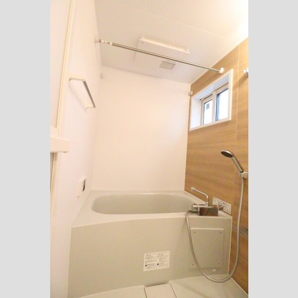 ヴェルサン調布105号室 お風呂