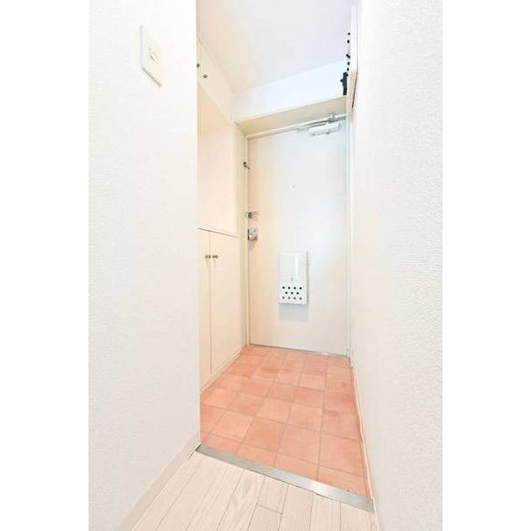 メゾン・ド・モワイエ 玄関