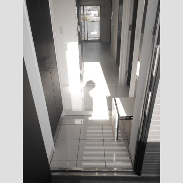 ラ・ベレッツァ　フェリオ407号室 玄関