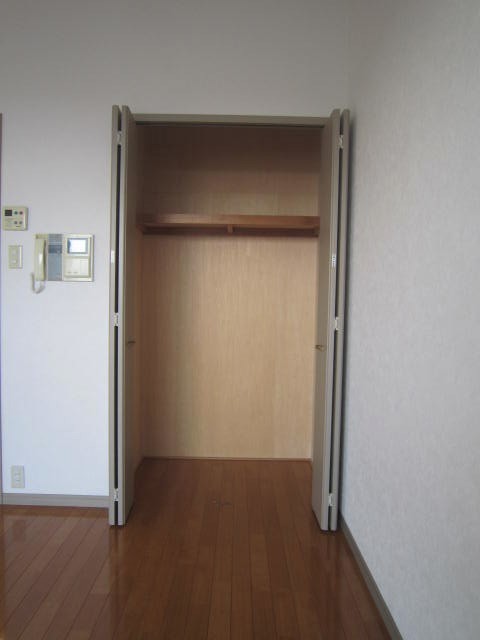 パインリッチ湘南0405号室 収納