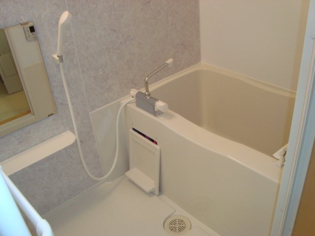 Ｋビル　富士見町ハイツ302号室 バス