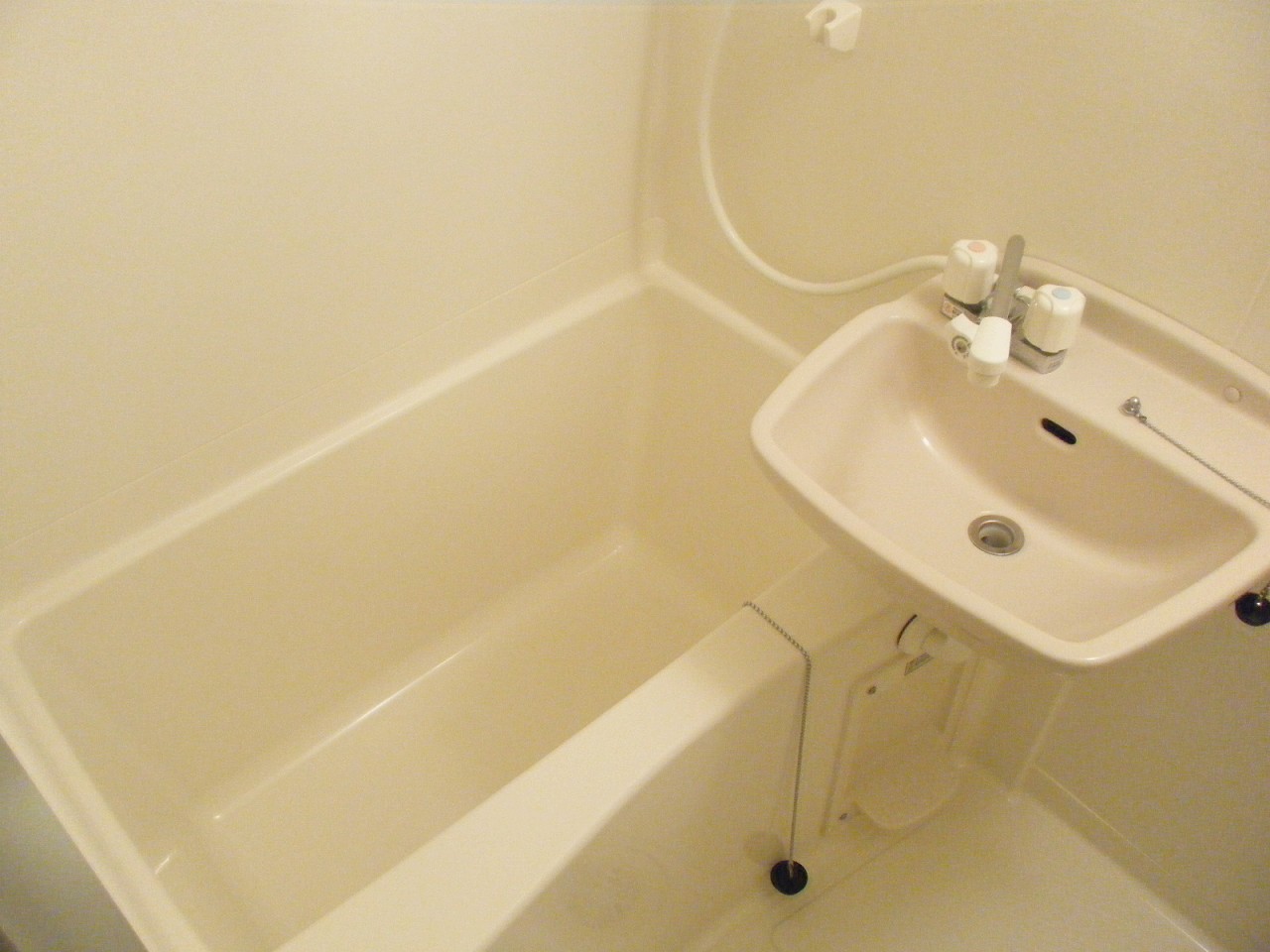 レオパレスＳＡＫＵＲＡ207号室 お風呂