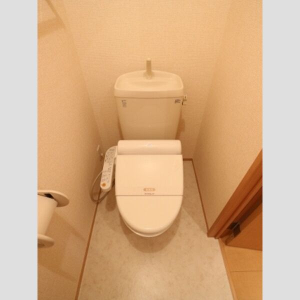 ル・シエル、ラ・メール、ル・ソレイユ　　　ル・シエル 温水洗浄暖房便座