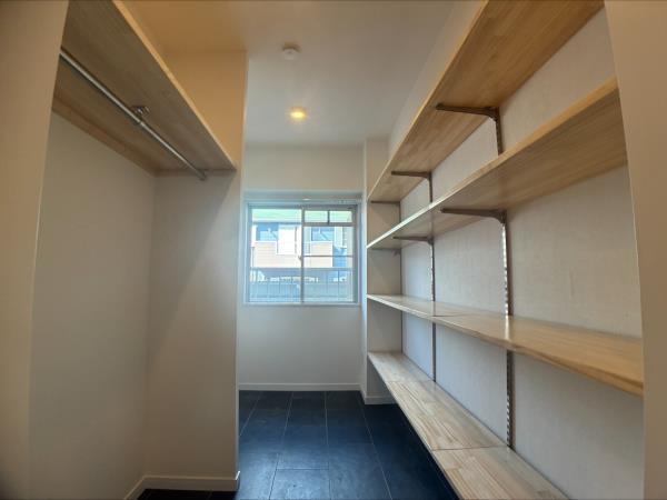 ＥＶＥＲＴＯＷ　Ｃｏｌｏｒｅ　ＳＥＮＧＥＮＤＡＩ1階 リビング