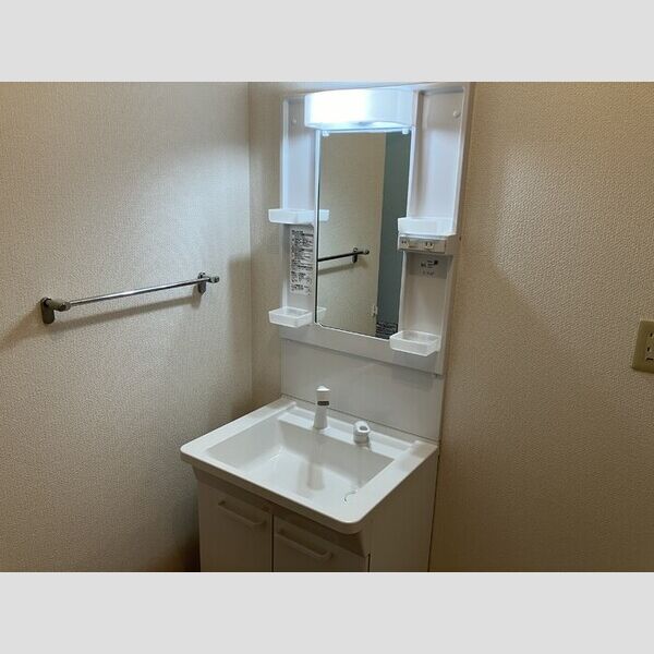 トリニシティ　弐番館101号室 洗髪洗面化粧台