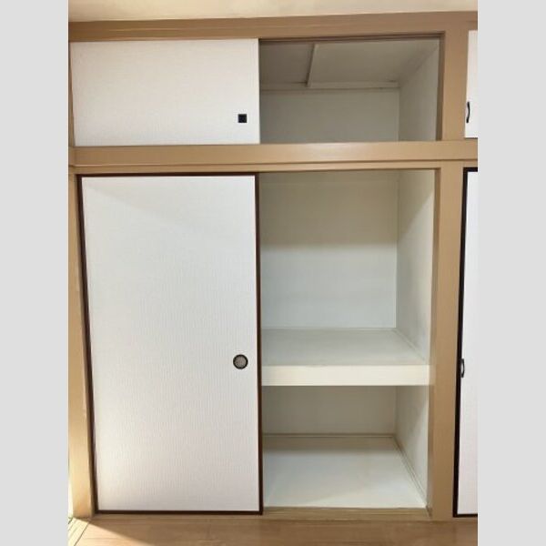 白樺コーポラス103号室 収納