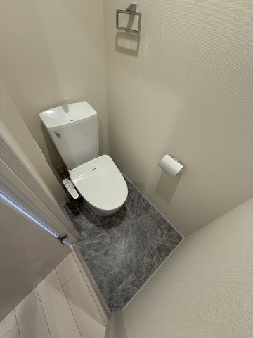 Ｍｉｌｅｓｔｏｎｅ　Ｓａｓａｚｕｋａ0301号室 トイレ