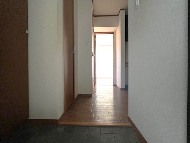 ＥＡＳＴⅢ 玄関