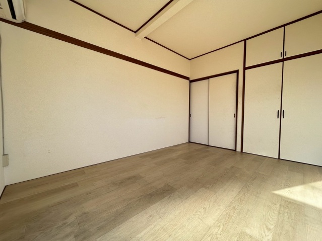 デュエット樋ノ爪2階 和室は洋室にリフォーム済みです