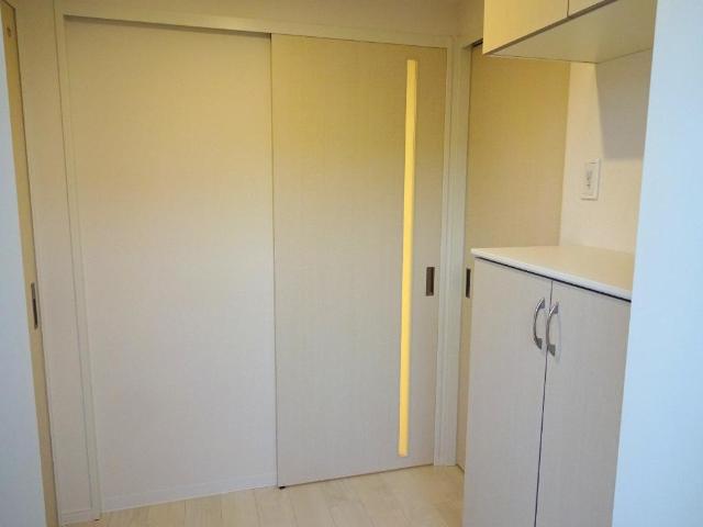 Ｌｅｇａｃｙ稲毛305号室 玄関