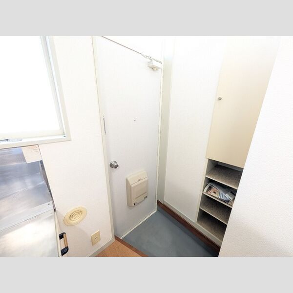 シーサイド金沢103号室 玄関
