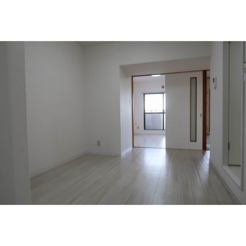 第６パールメゾン海老原3階 ※別部屋写真参照