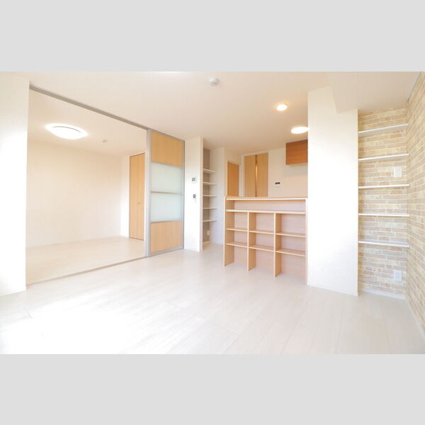 ロイジェントパークス レイクタウン Ⅱ　G LDK・洋室