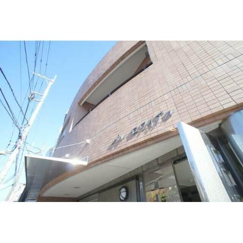 パレロワイアル 外観