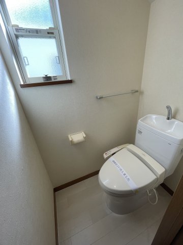 サンパティーク逗子　Ｂ棟 トイレ