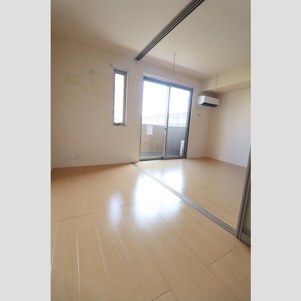 パークフラッツ202号室 洋室