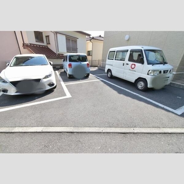 シリウス 駐車場