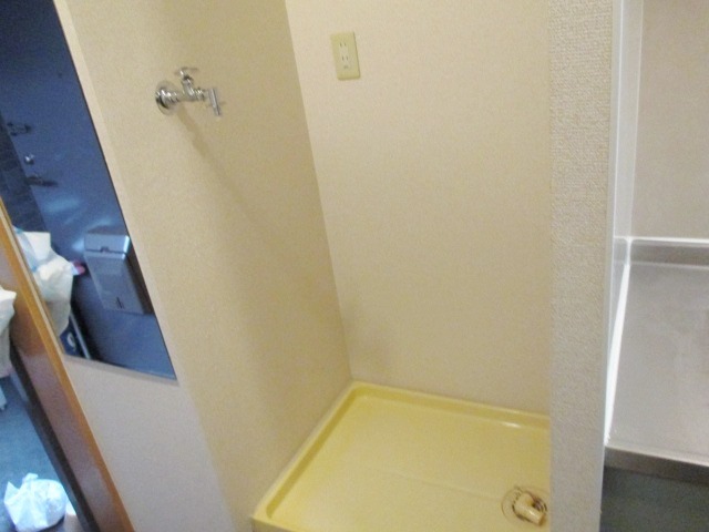 阿部松島マンション(K-127)2階 室内洗濯機置き場