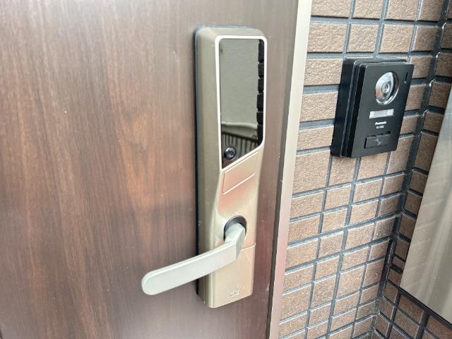 リノナル202号室 電子キー