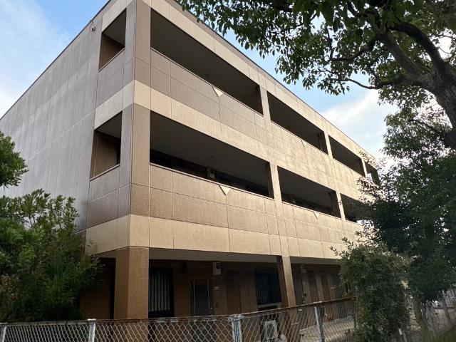 ヴィラ　エスポワール 外観写真（昼）