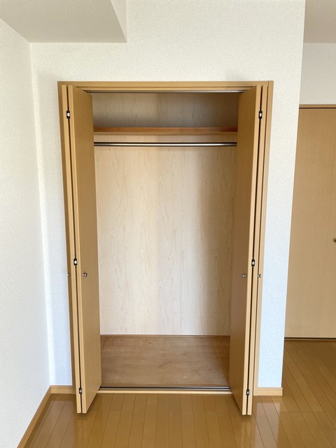 アメニティハイム 同物件の別居室写真です