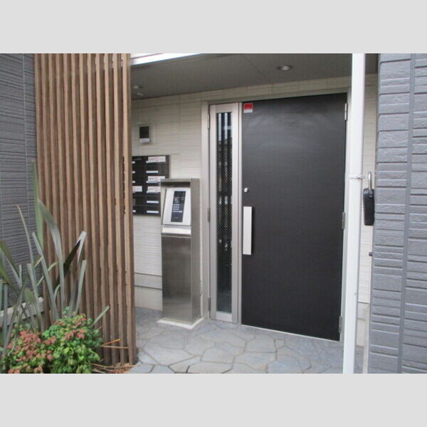 フィーカ　アパルフェ106号室 エントランス