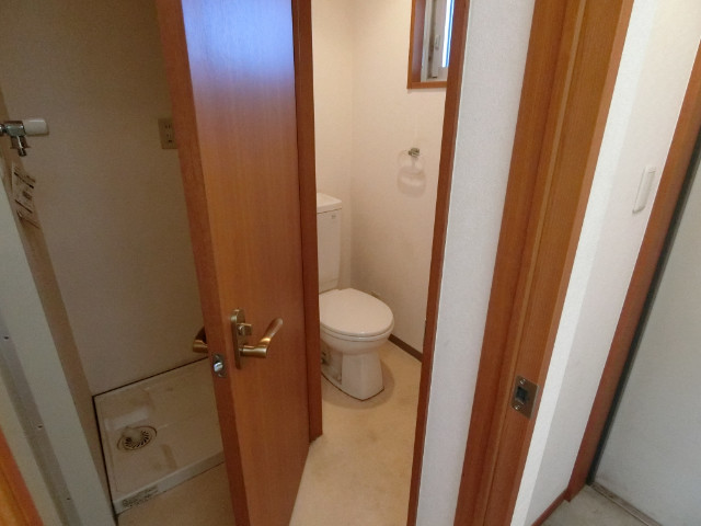 メゾンドムートン3階 （同建物3Ｆ角部屋の写真です）