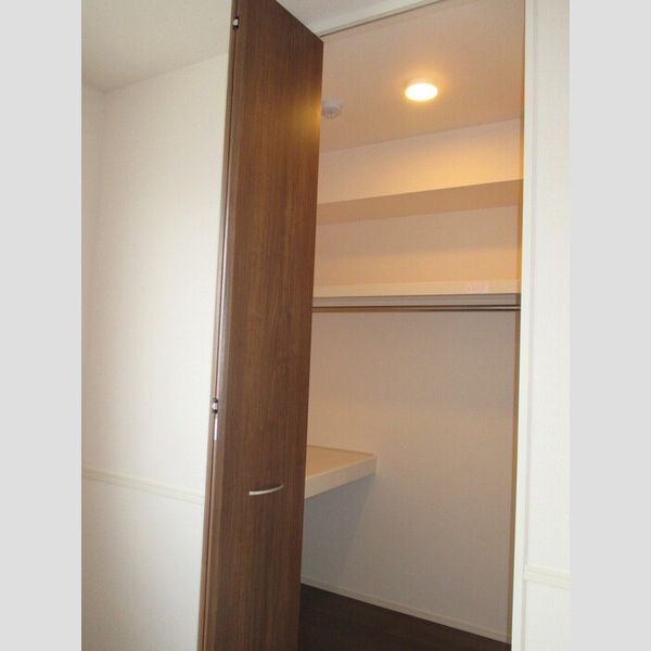 コーポスカイH302号室 ウォークインクローゼット
