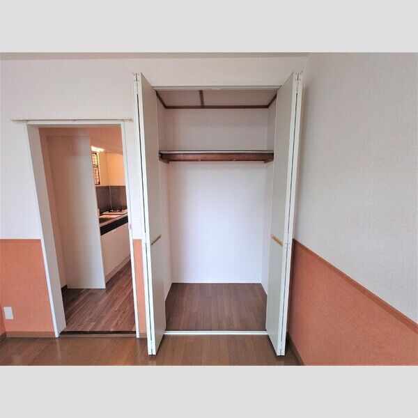 リバーマウンテンシティー205号室 収納