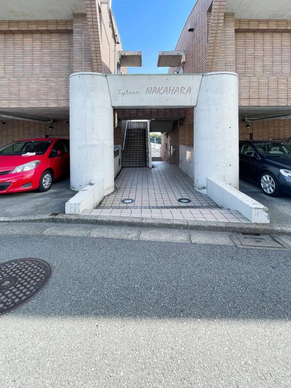 シルヴァン中原 エントランス