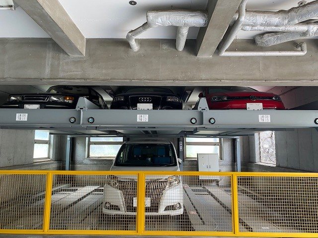 レジディア世田谷若林1階 駐車場