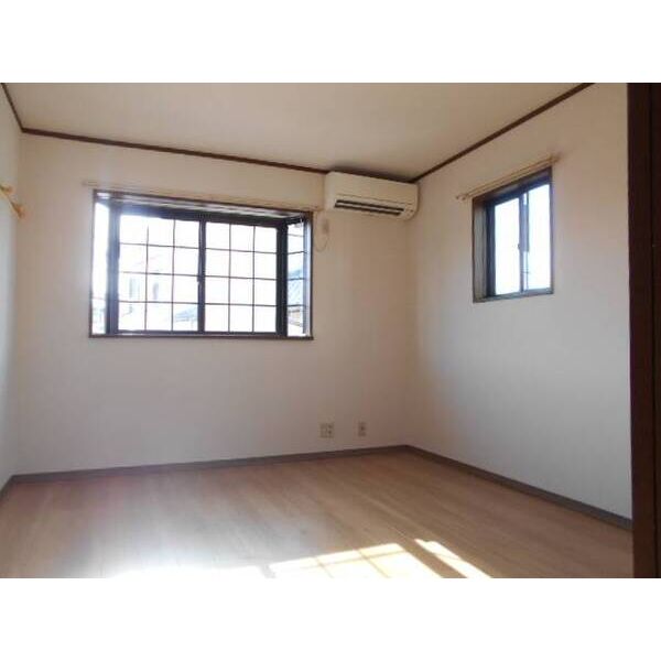 シンパティア誉田 リビング