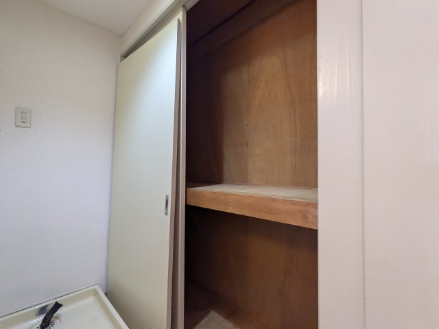 ワイケービー桜台 収納