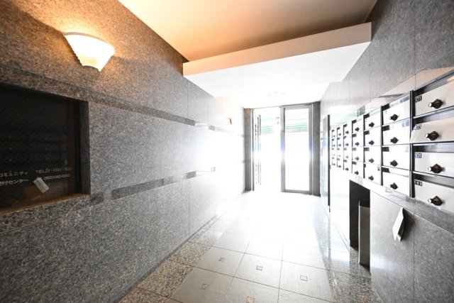 ルーブル高円寺伍番館 エントランス