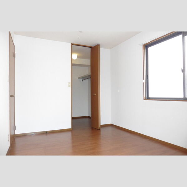 グランシャリオ　C102号室 北洋間にウォークイン付