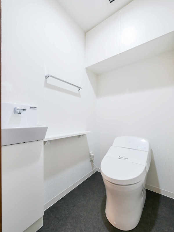 エルスタンザ平河町12階 トイレ