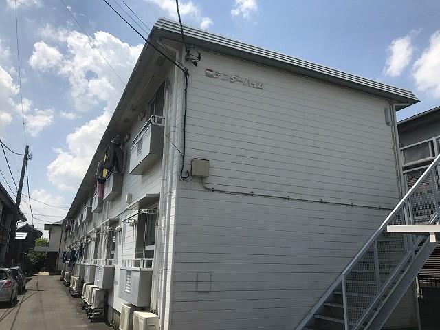 テンダーハイム2階 外観