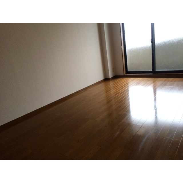アンプルール フェール ライム 内観