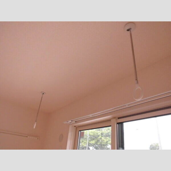 アピチェ201号室 室内物干し