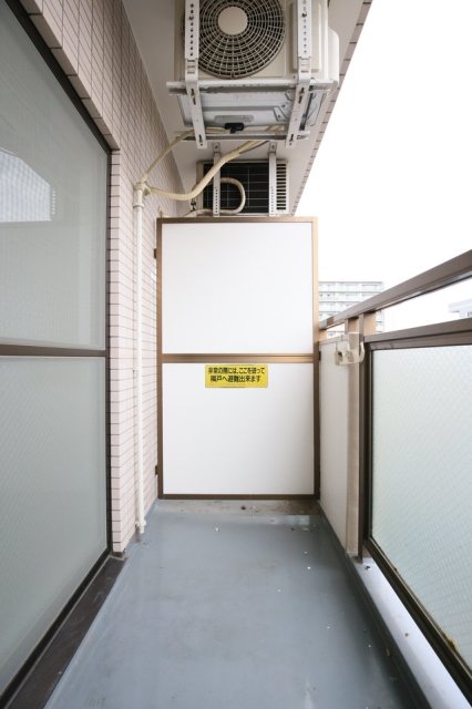 スカイコート戸田公園8階 バルコニー