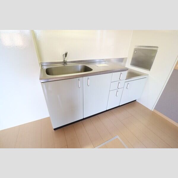 リシアンサス・ガーデン　ABCDEF キッチン